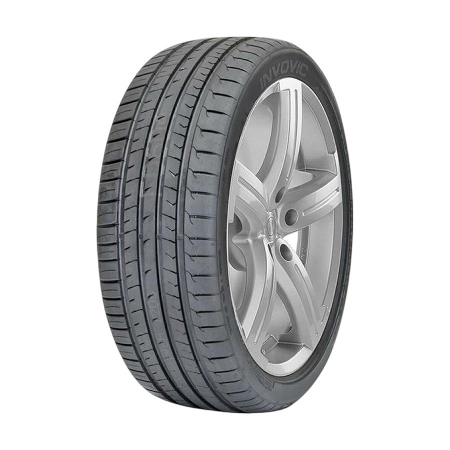 225/70R15C Invovic EL916 112/110R Tyre