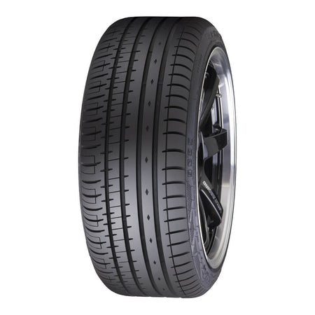 215/55R17 Accelera PHI-R 98W XL Tyre